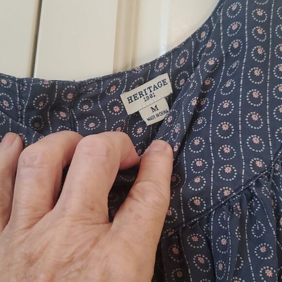 HERITAGE 1981, Size M, Like New! - Picture 2 of 3